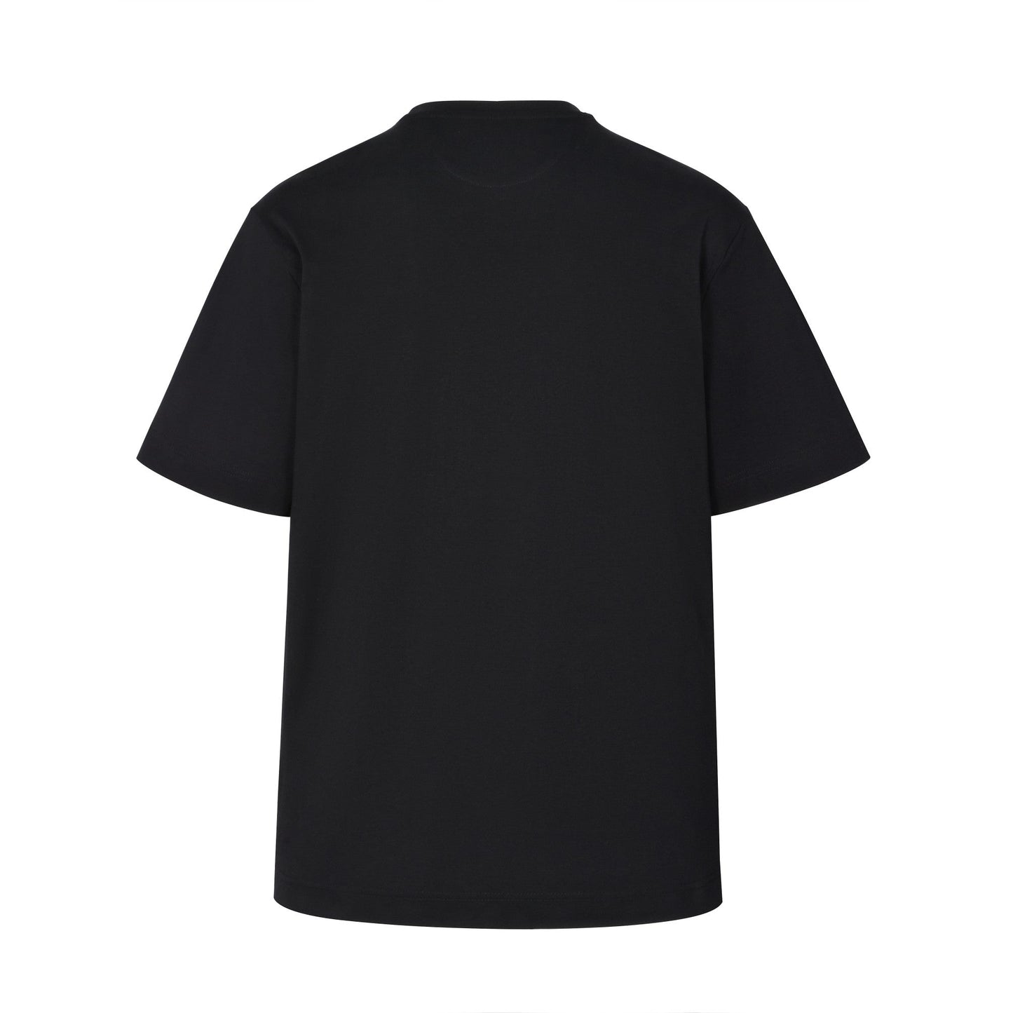 Short sleeves with small leather label on chest