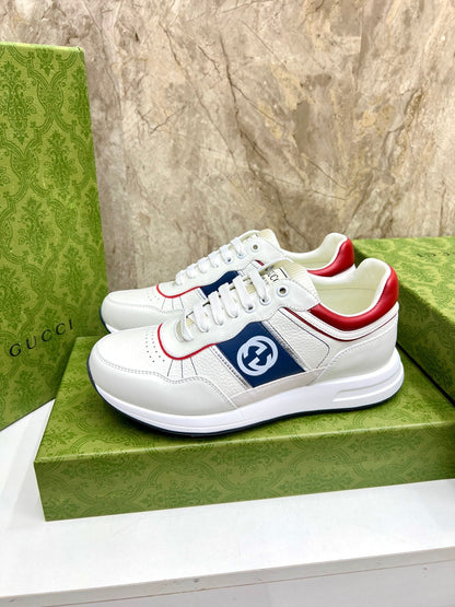 G Man and woman Low Top Sneakers