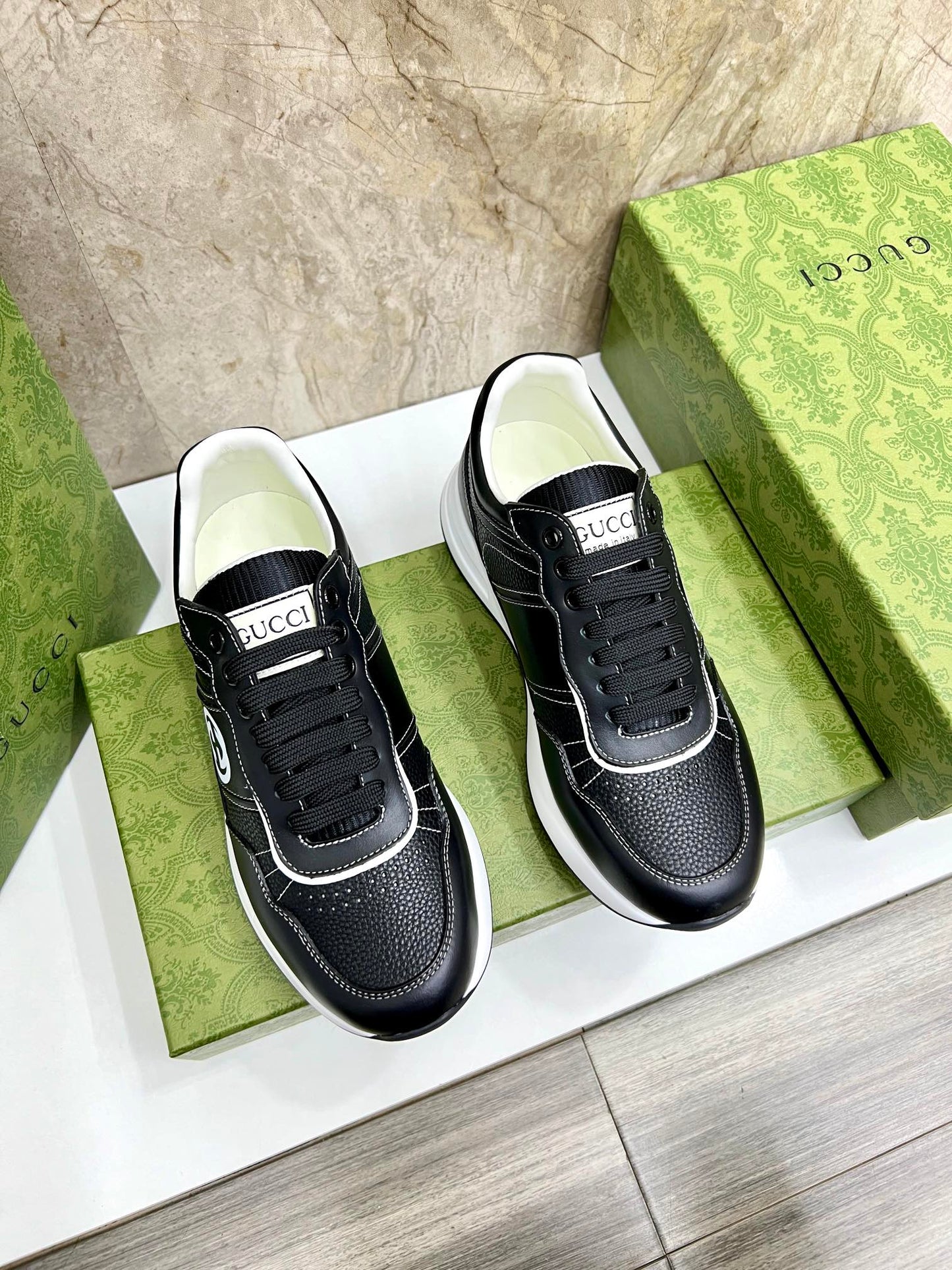 G Men's Low Top Sneakers