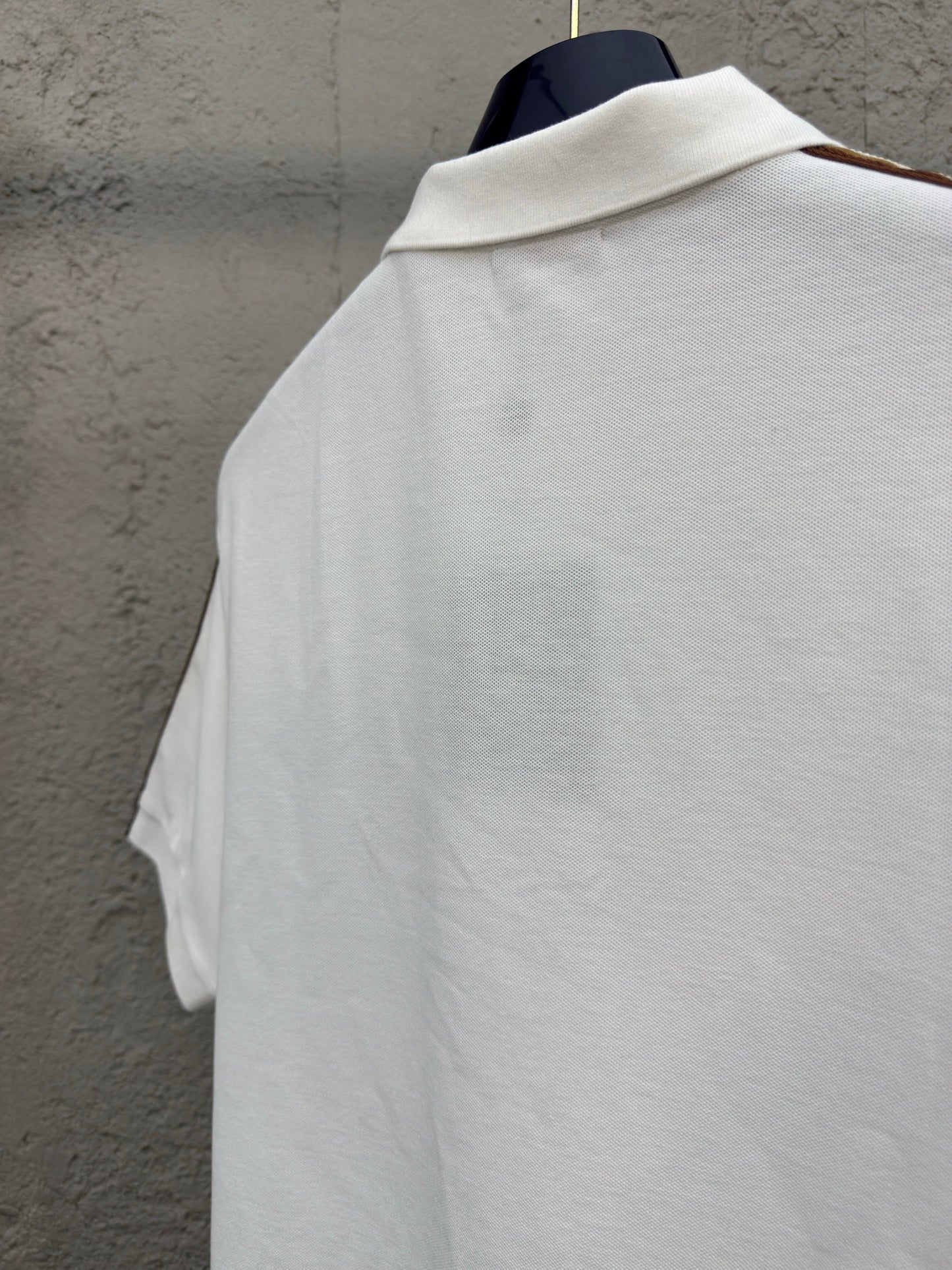 25 Full body embroidered POLO shirt