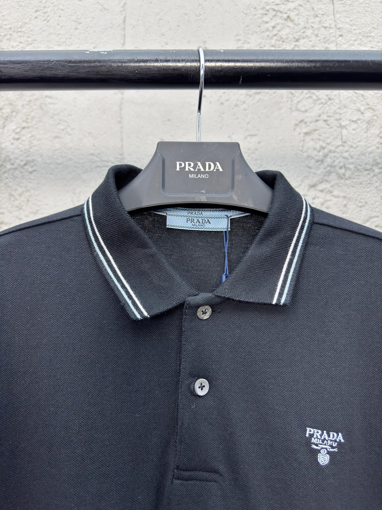 25 Classic embroidered POLO shirt