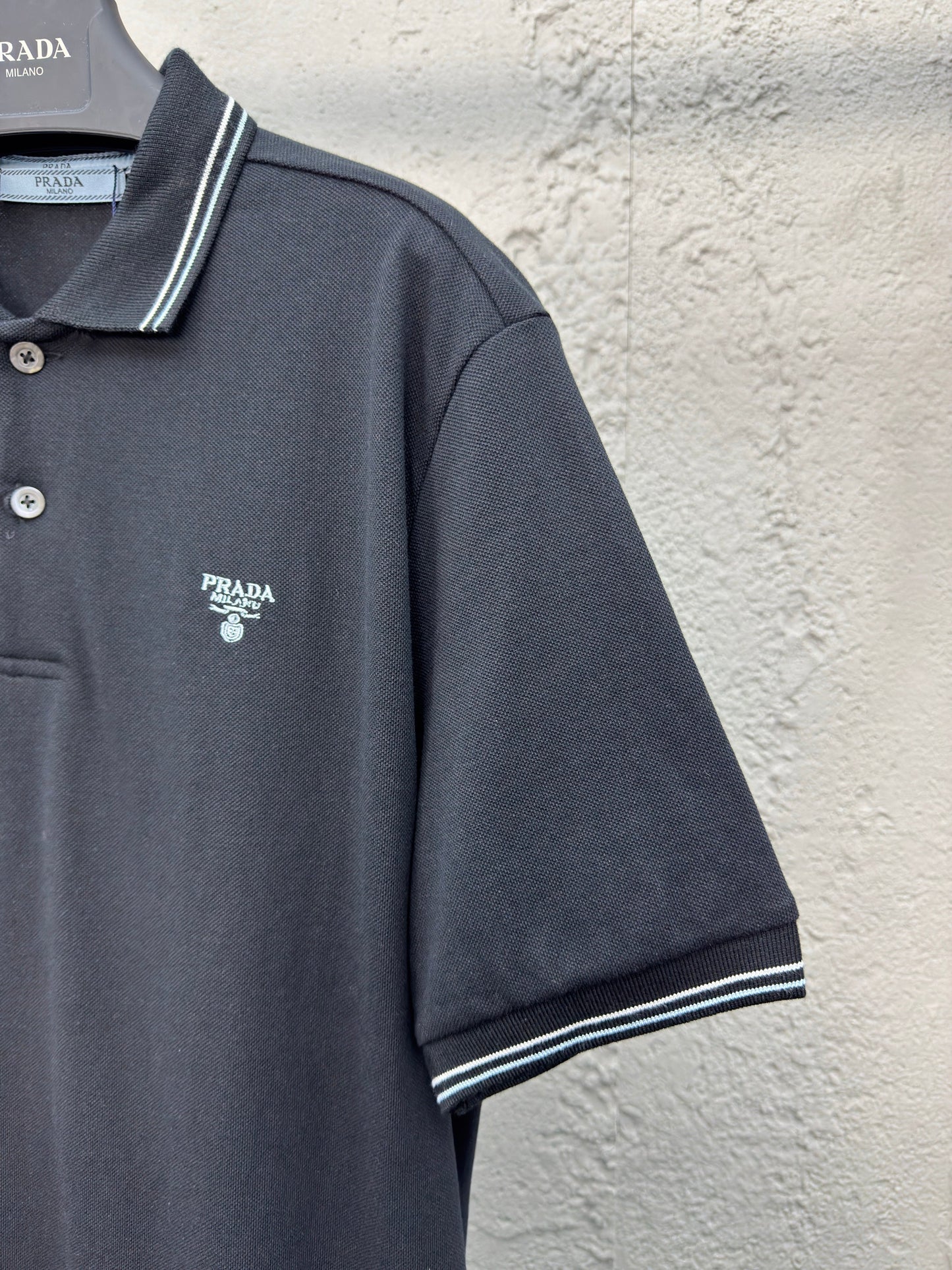 25 Classic embroidered POLO shirt