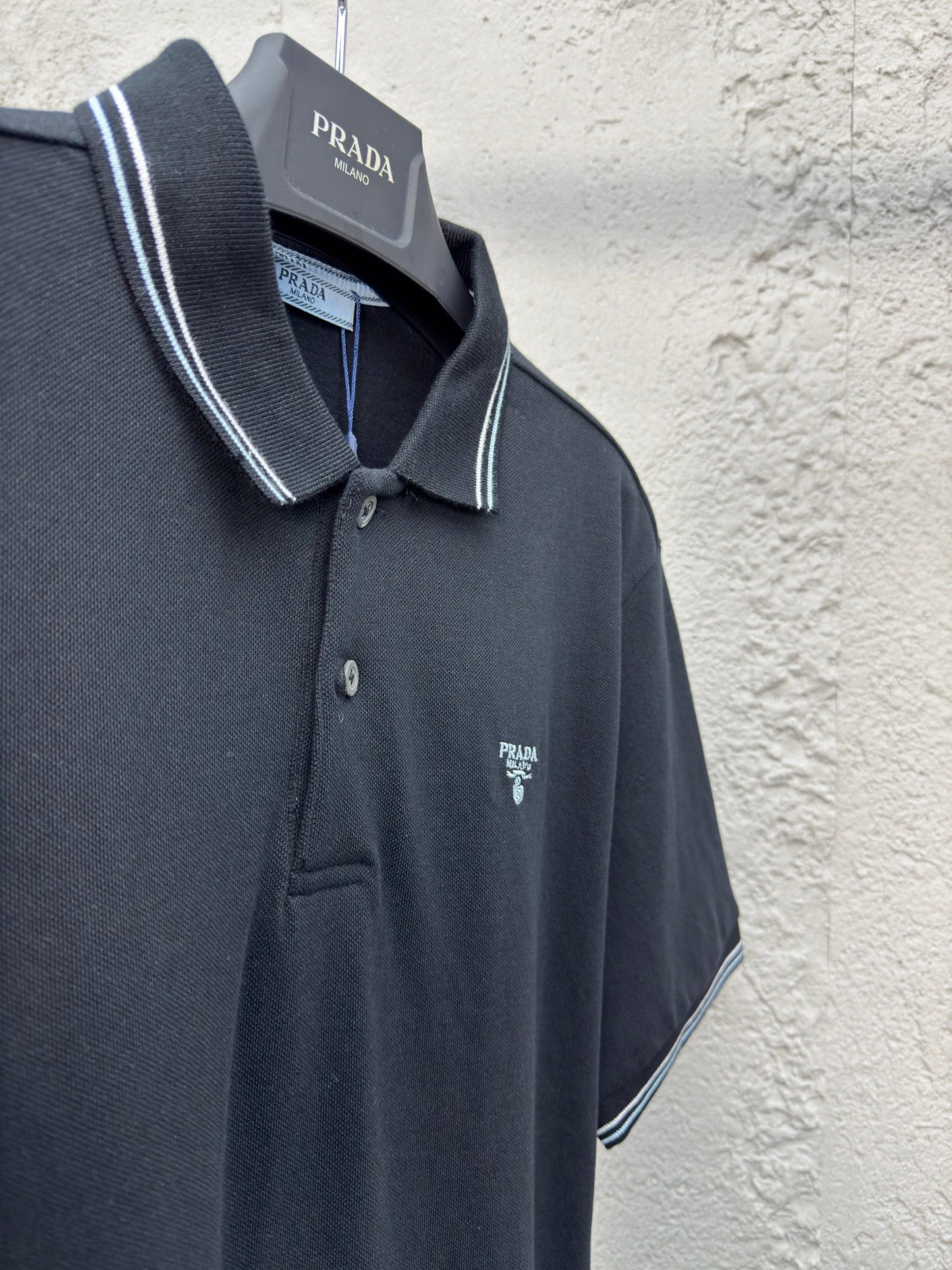 25 Classic embroidered POLO shirt
