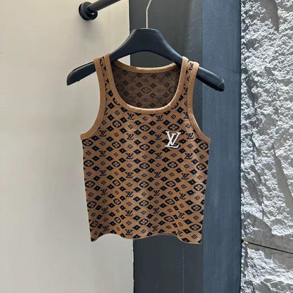 Laser logo knitted vest