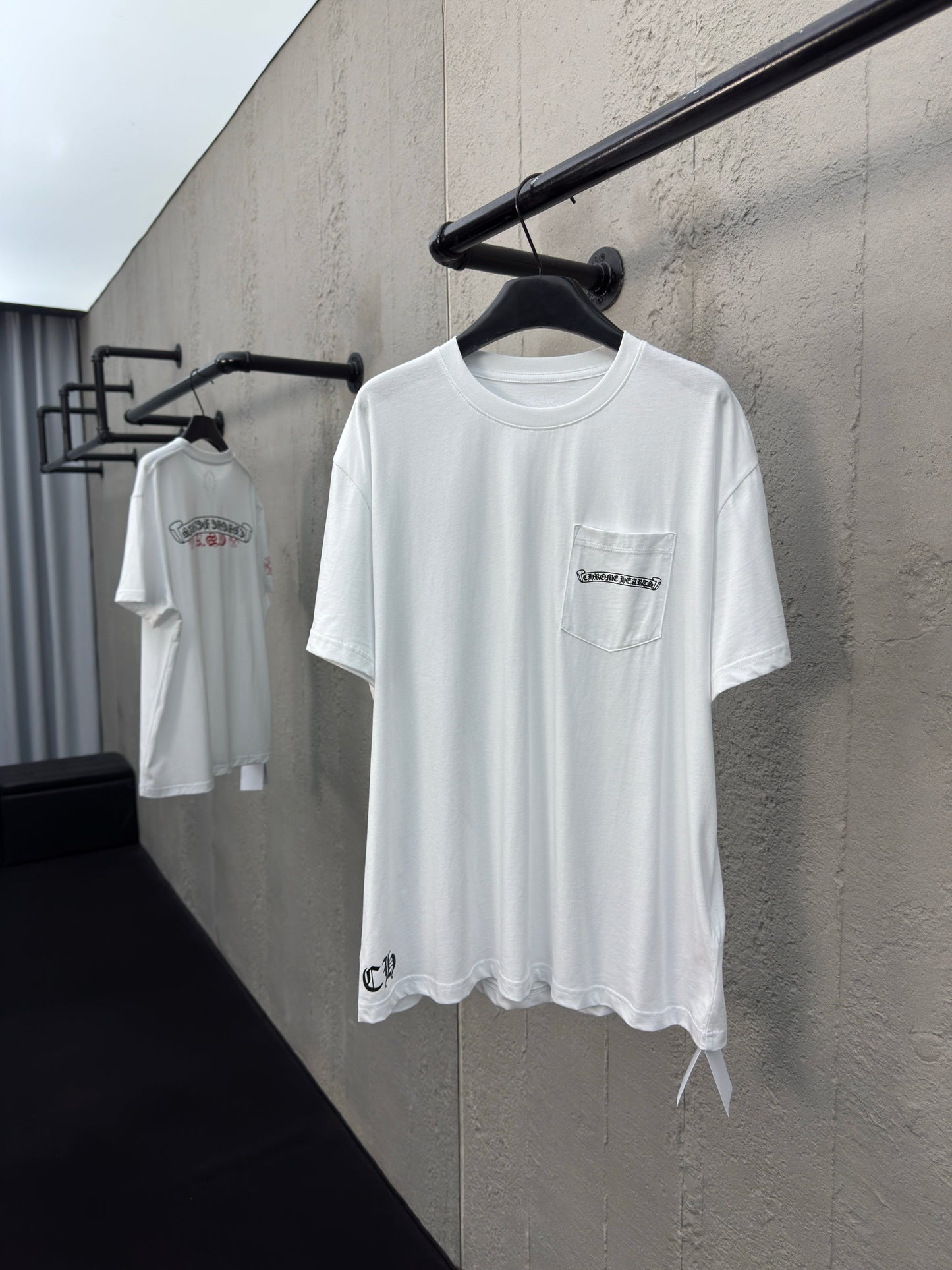 25 Limited edition printed short sleeves