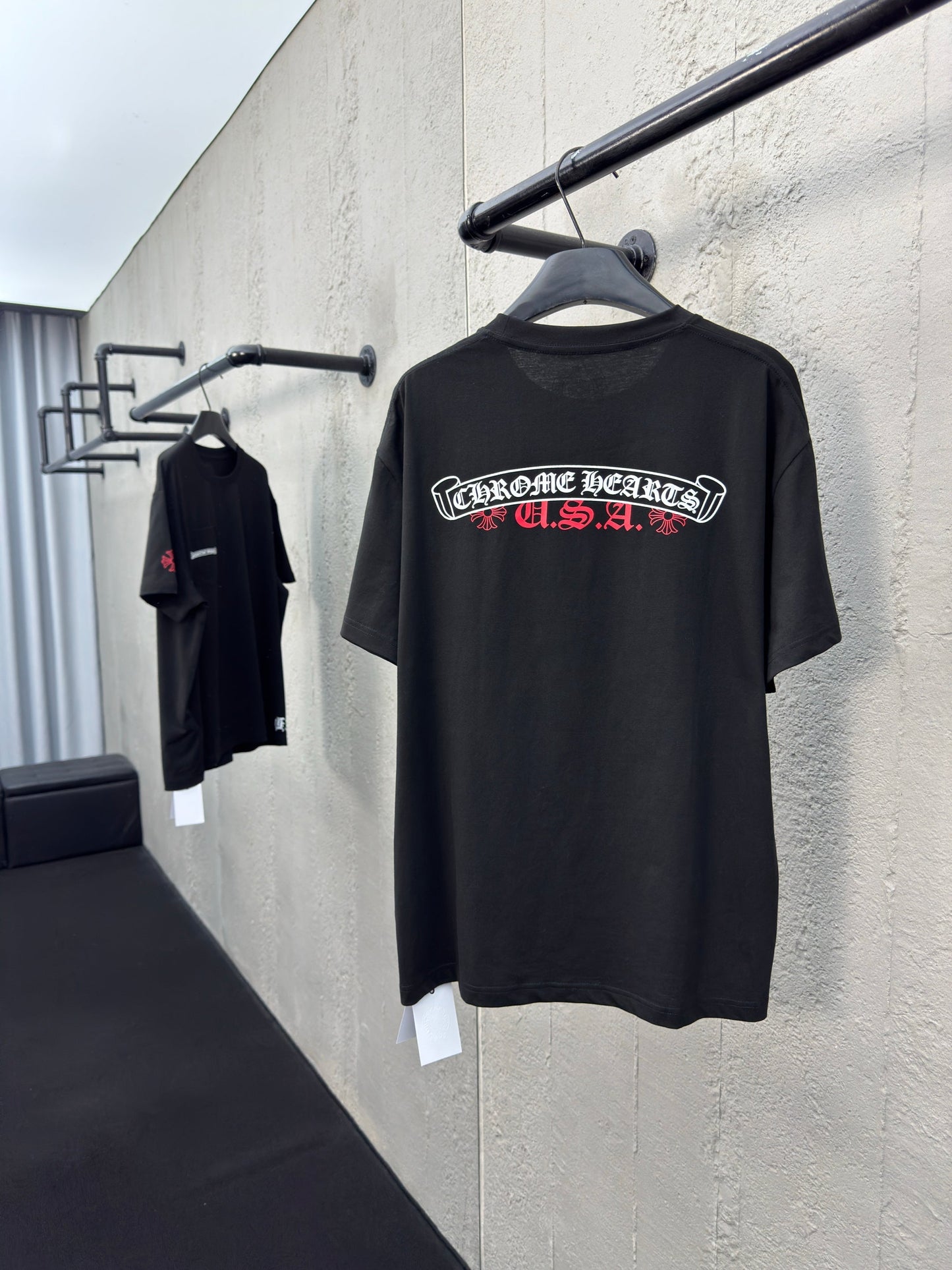 25 Limited edition printed short sleeves
