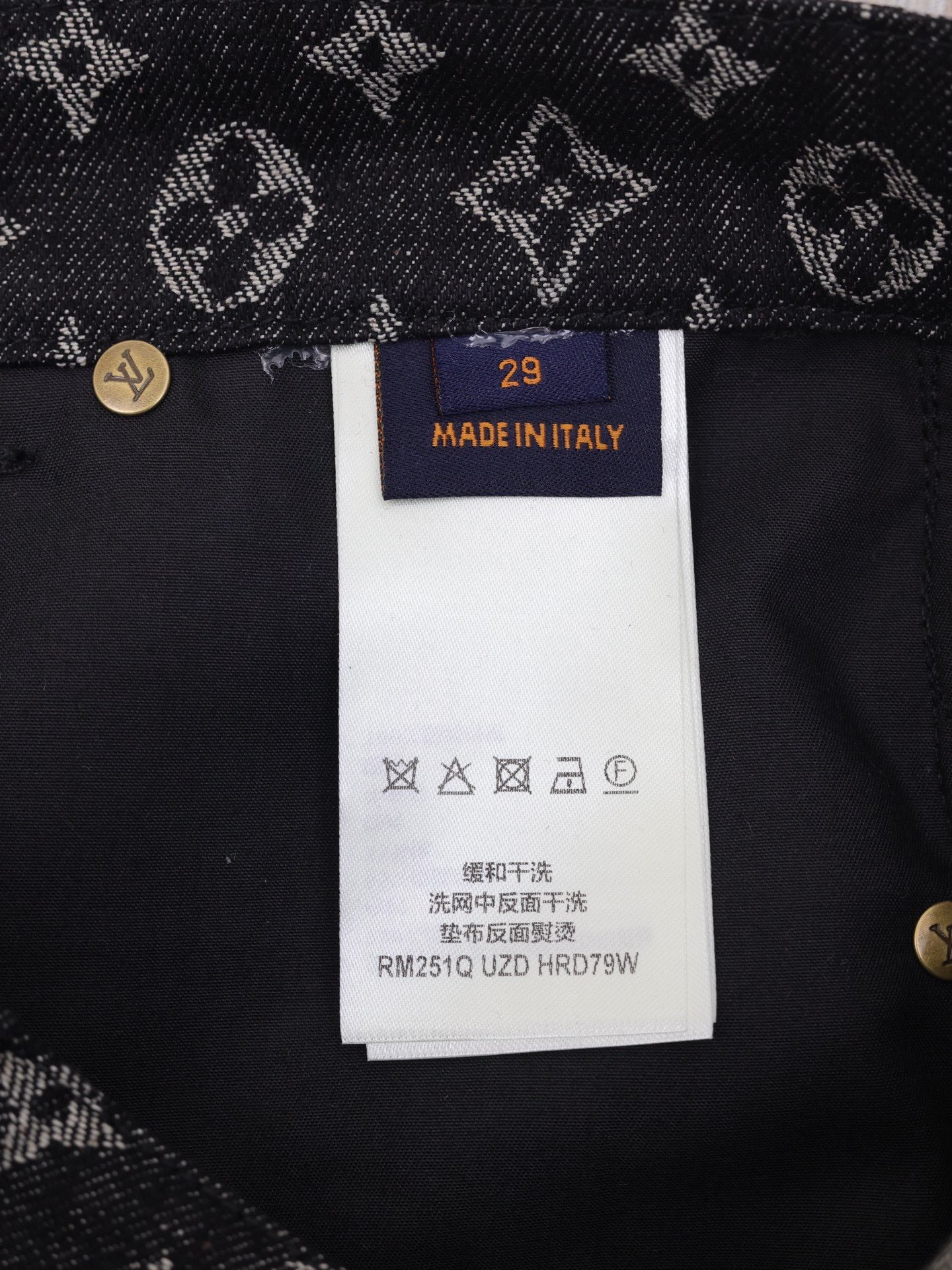 25ss Heavy duty washed denim shorts