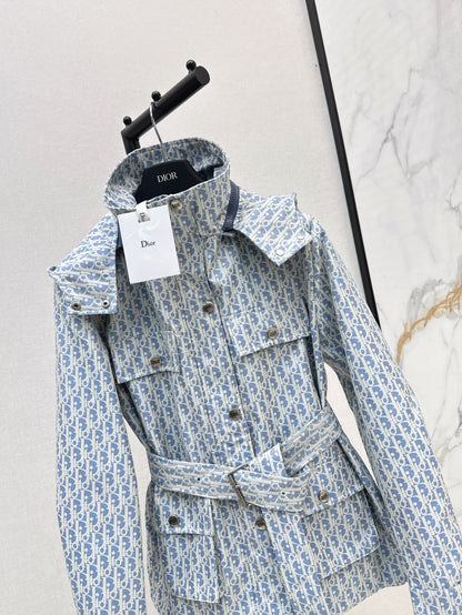 Hooded mid-length jacket