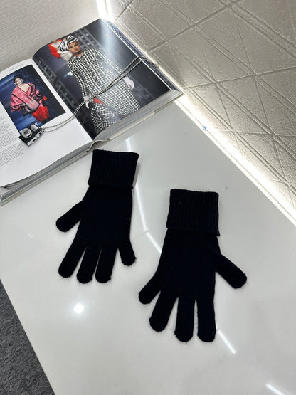 Cashmere knitted Gloves