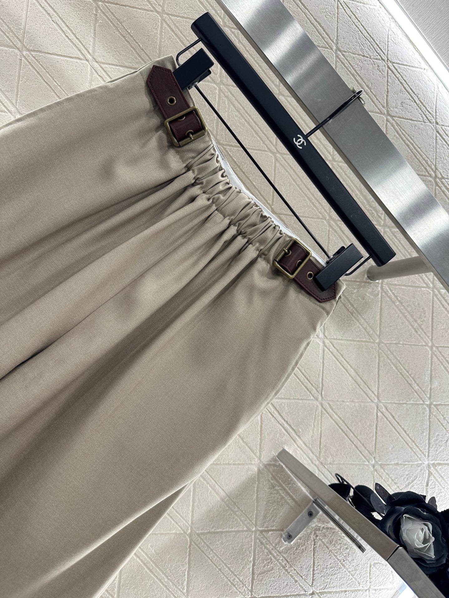 25fw Elastic pleated shorts
