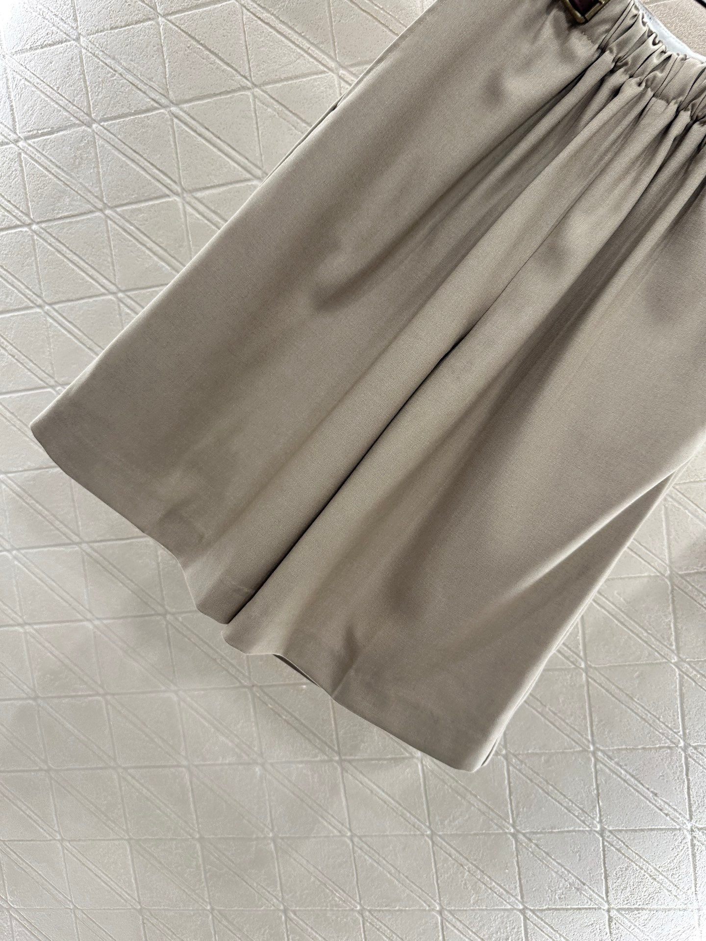 25fw Elastic pleated shorts