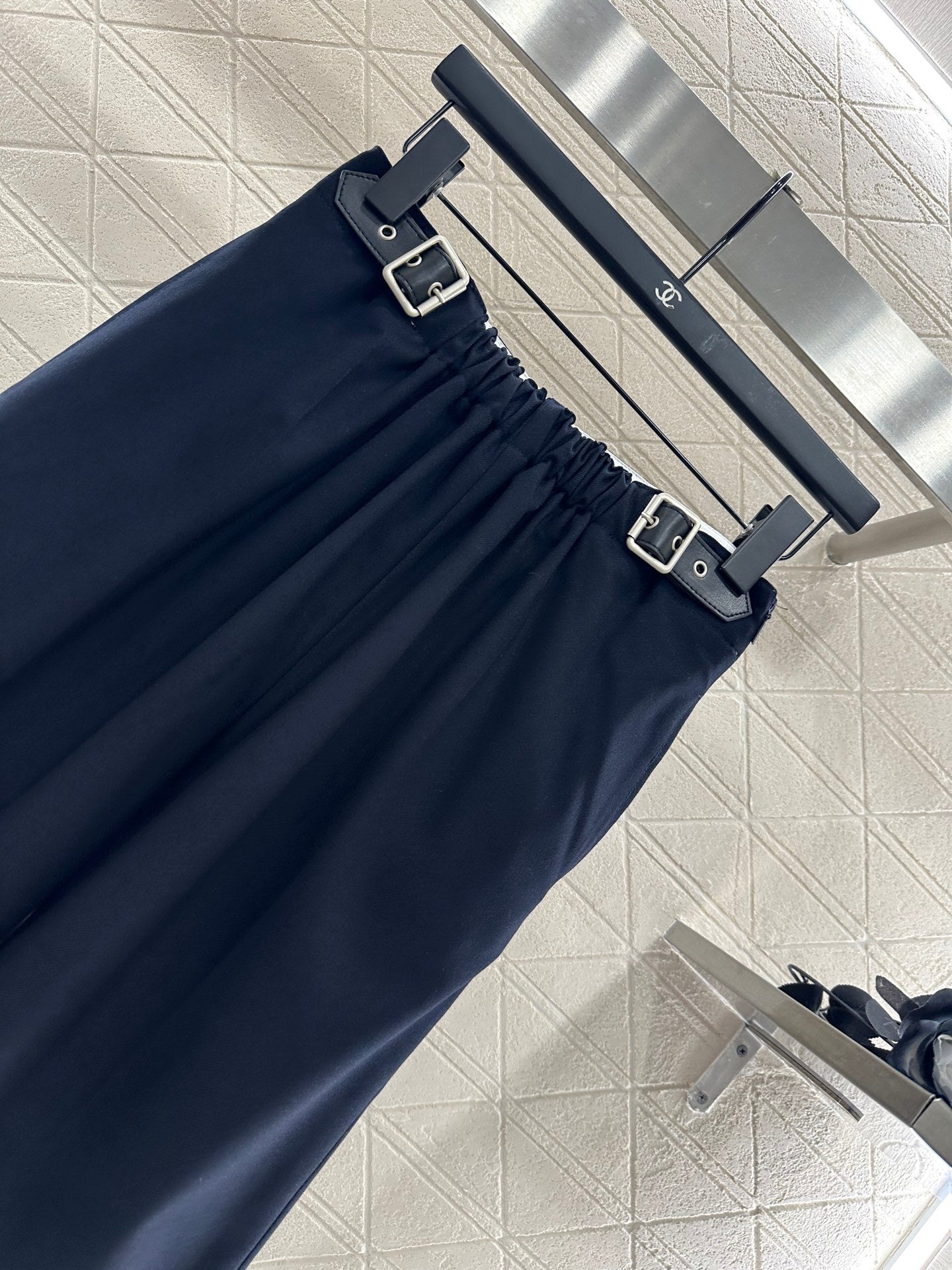 25fw Elastic pleated shorts