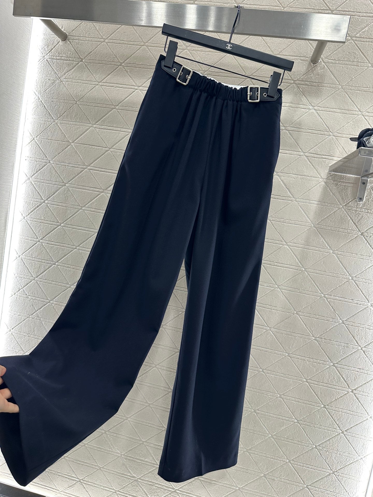 25fw Elastic pleated pants