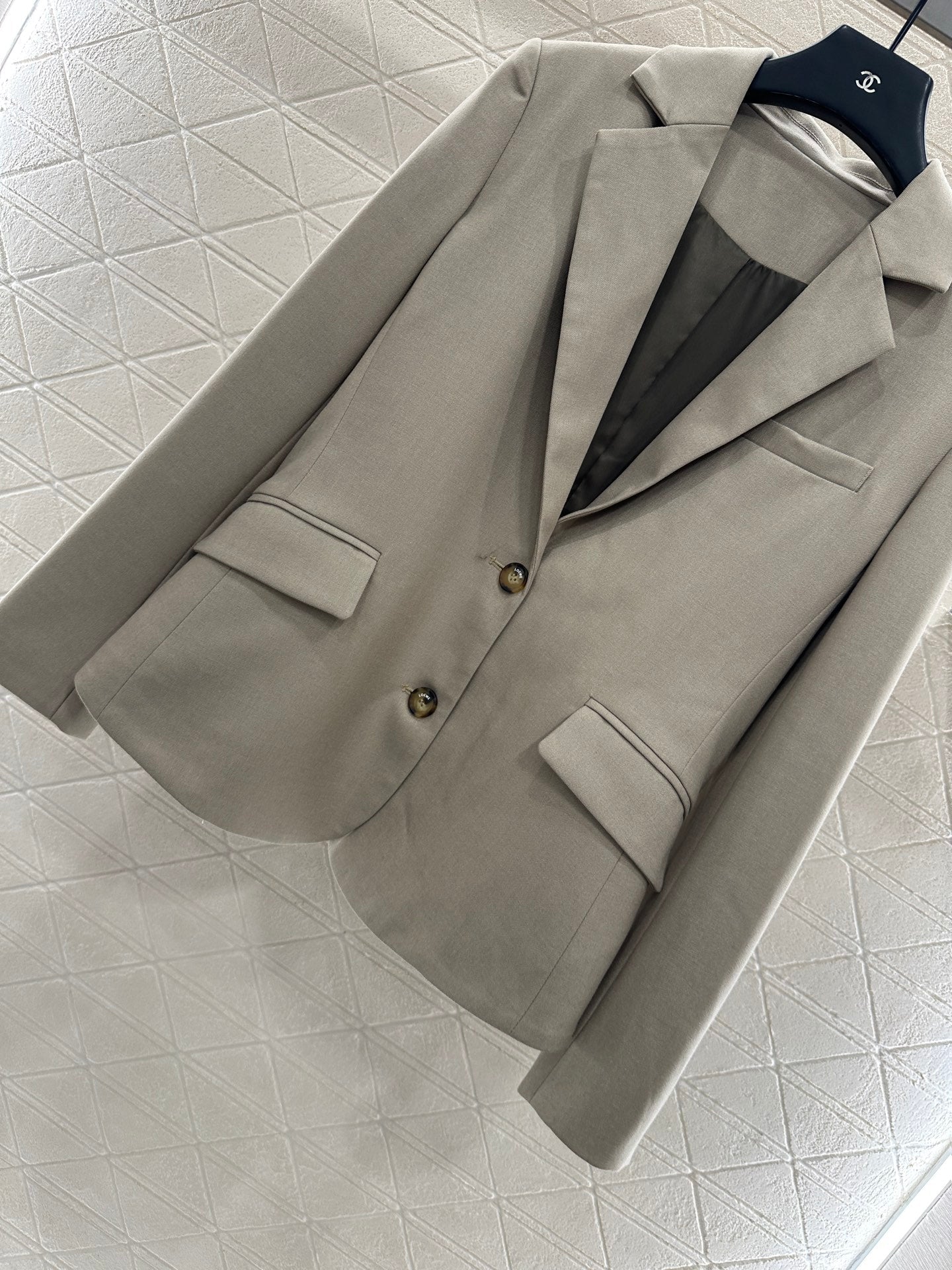 25fw Elastic pleated suit jacket