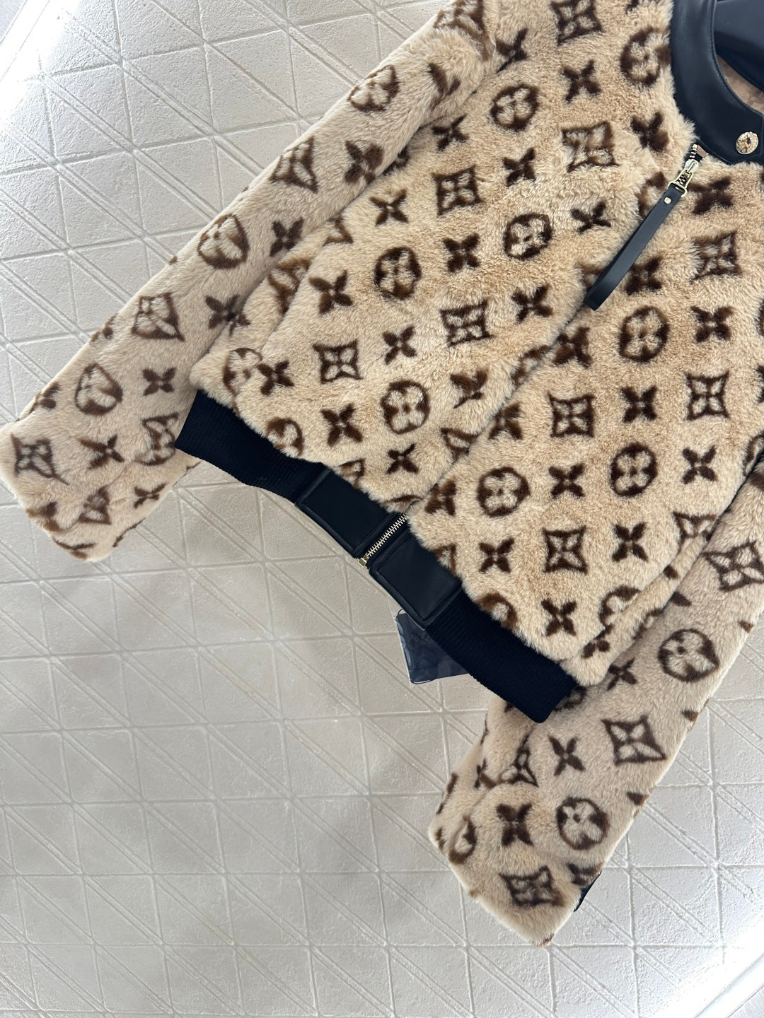 25fw Teddy lamb fur coat