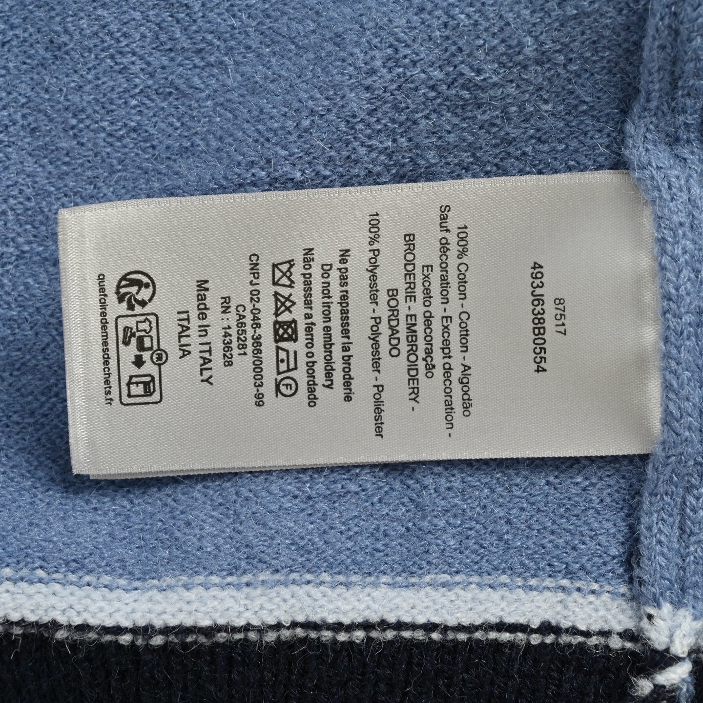 25Fw 25Fw Blue Gradient Stripe Patch Crew Neck Sweater