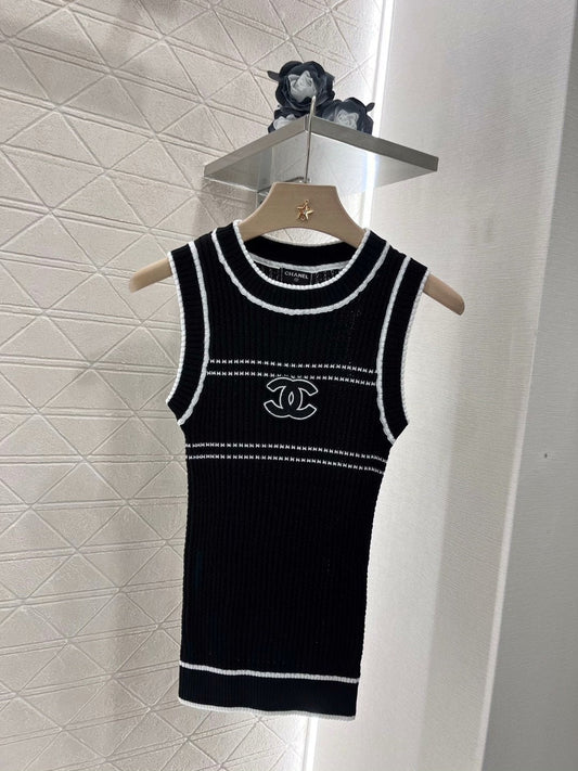 25ss early spring new round neck slim knitted vest