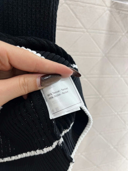 25ss early spring new round neck slim knitted vest