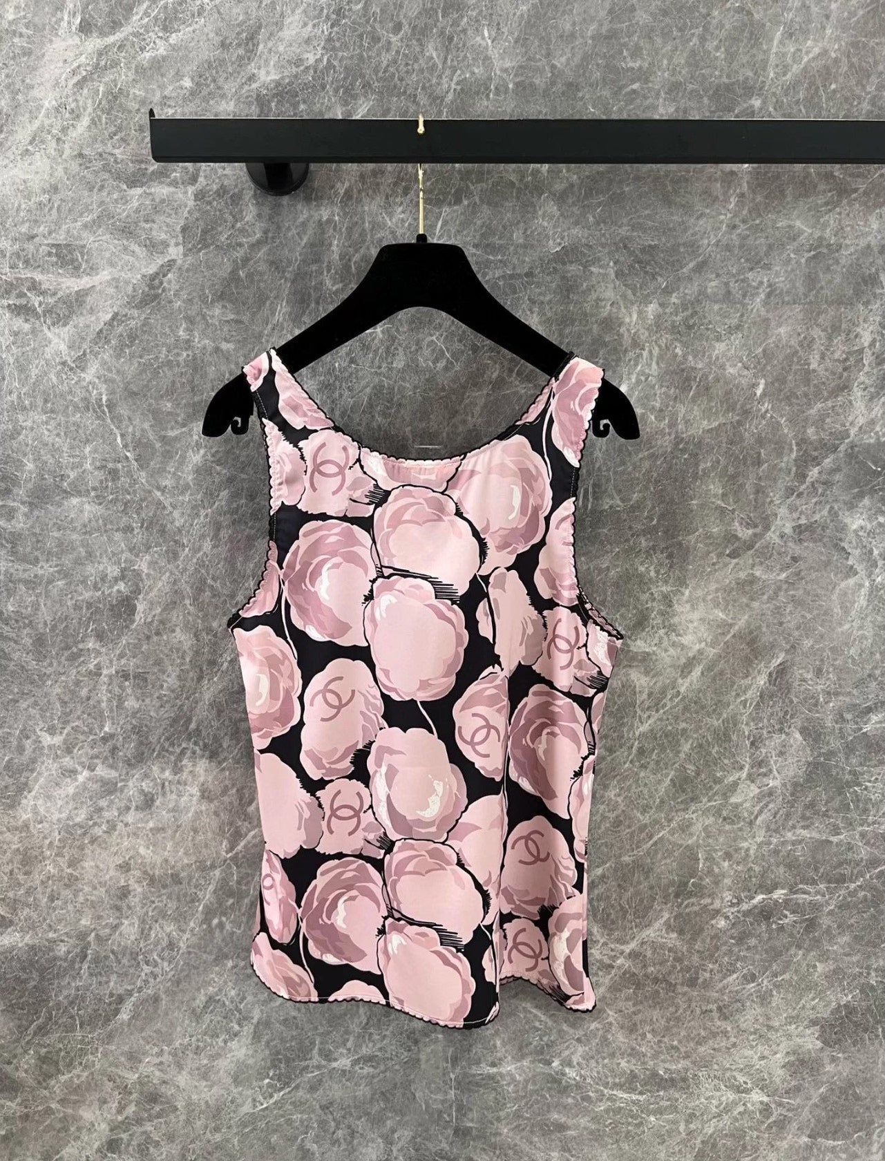 25ss spring and summer new second-hand series black and pink camellia vest
