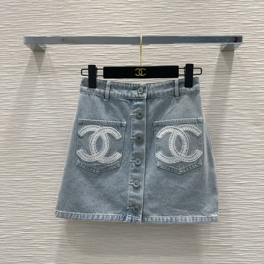 25 new stitching lace pocket denim skirt