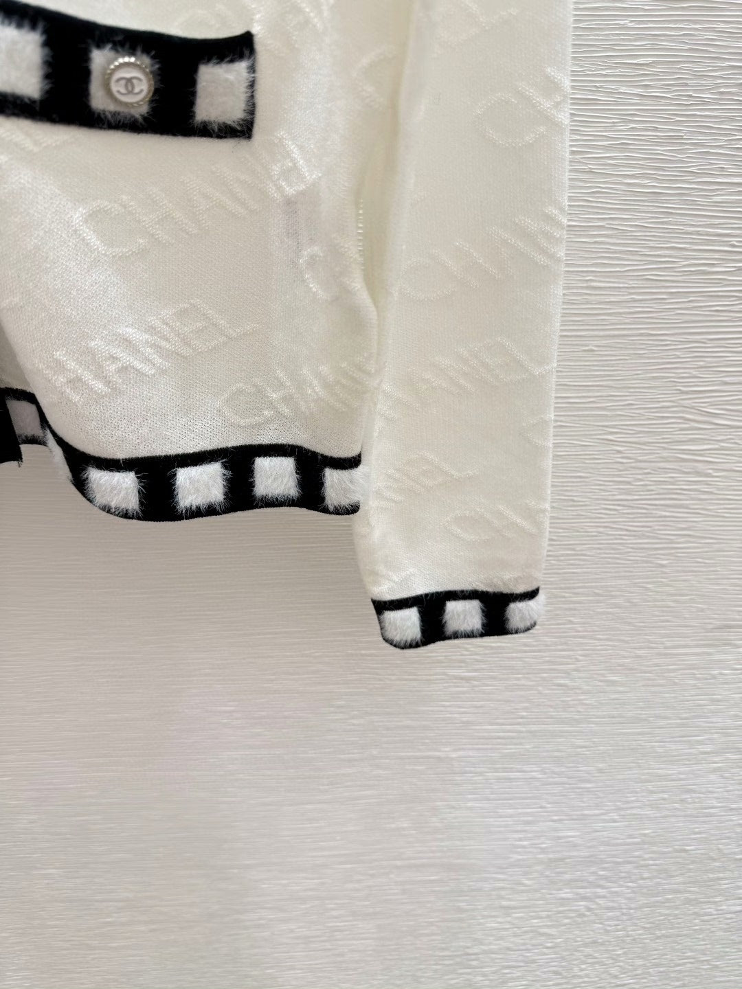 25 Spring and Autumn  Sleeve Cardigan