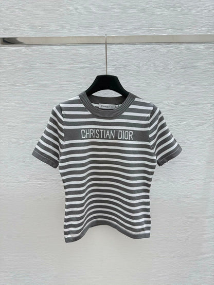 25 Summer striped knitted round neck short sleeves