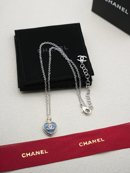 25 new silver round diamond resin heart necklace