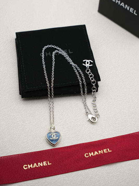 25 new silver round diamond resin heart necklace