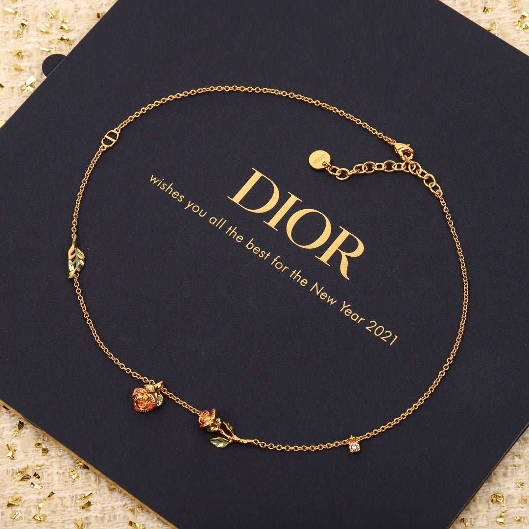 25 Rose Necklace