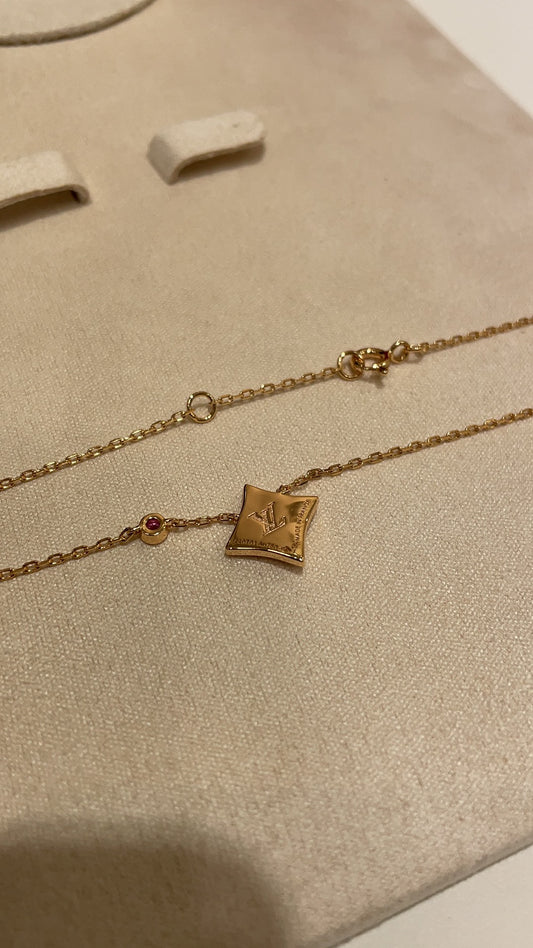 New full diamond floral square necklace