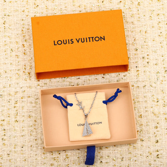 Full diamond foldable airplane necklace