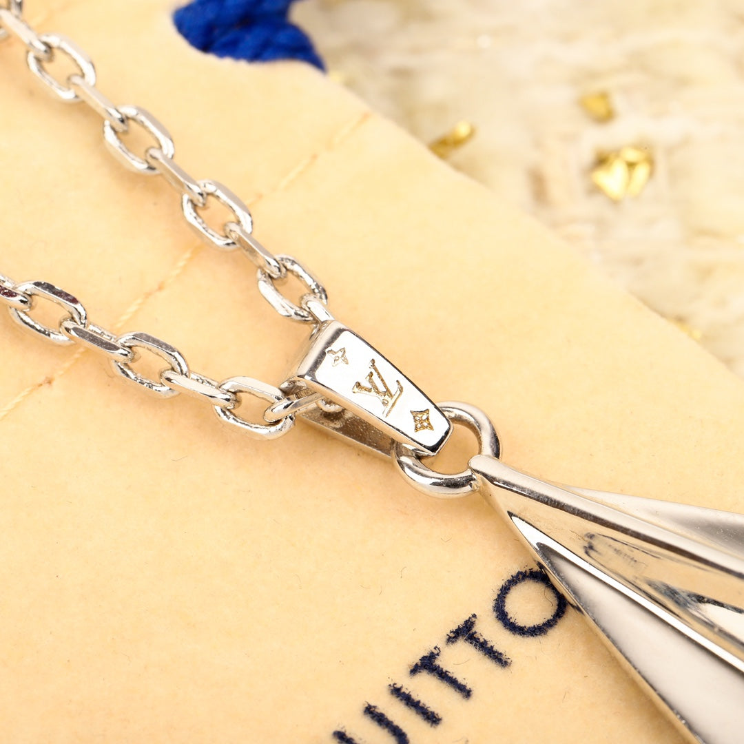 Full diamond foldable airplane necklace
