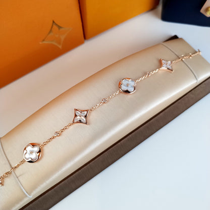 New four-flower bracelet