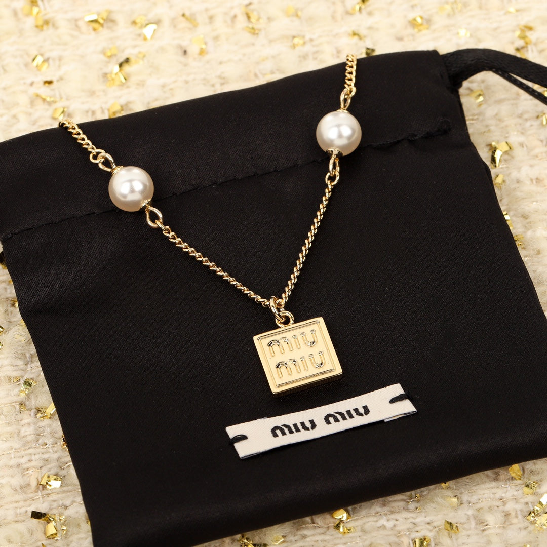 New Square Pearl Necklace