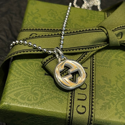 Classic round bead Double G necklace
