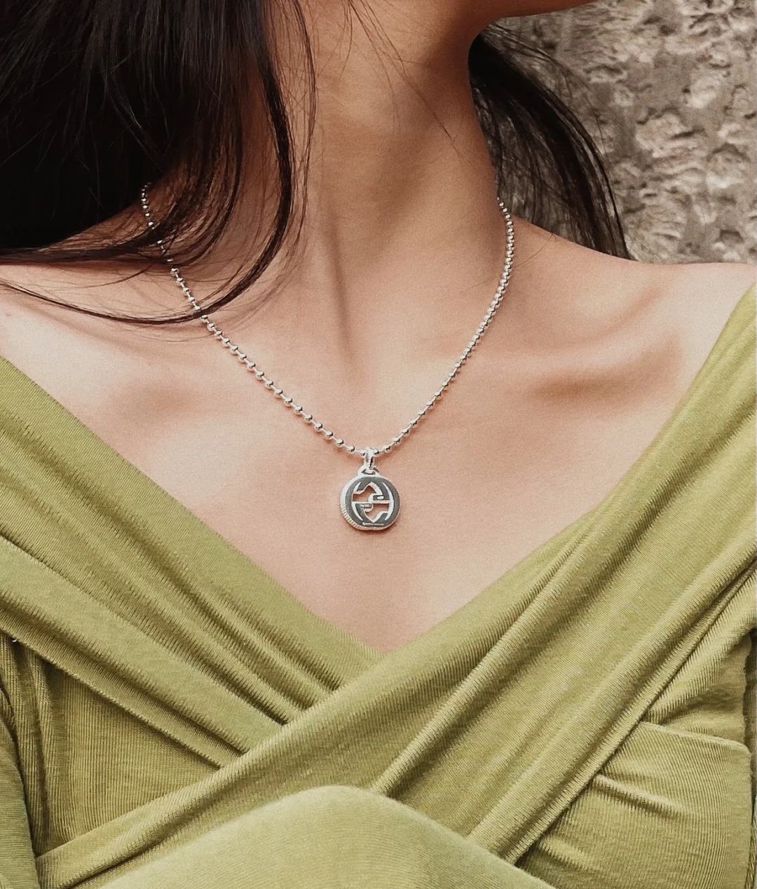 Classic round bead Double G necklace