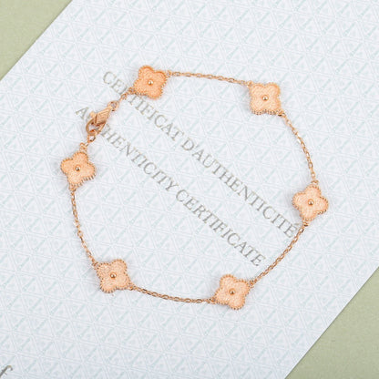 Classic gold-stamped bracelet