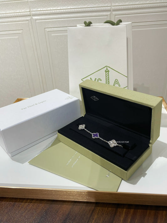 Violet guilloché four-leaf clover five-flower bracelet