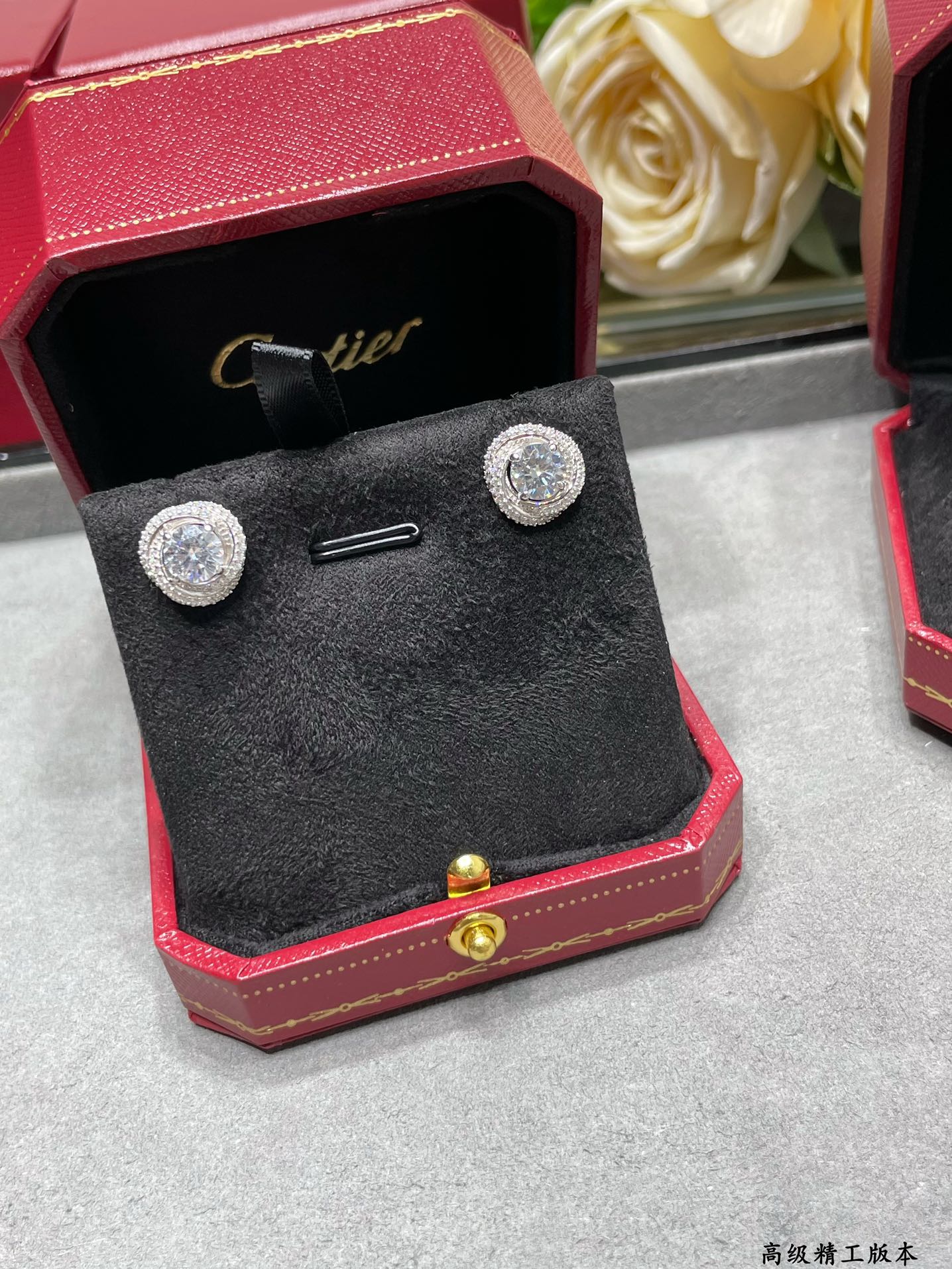 New twist earrings