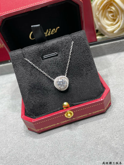 New twist necklace