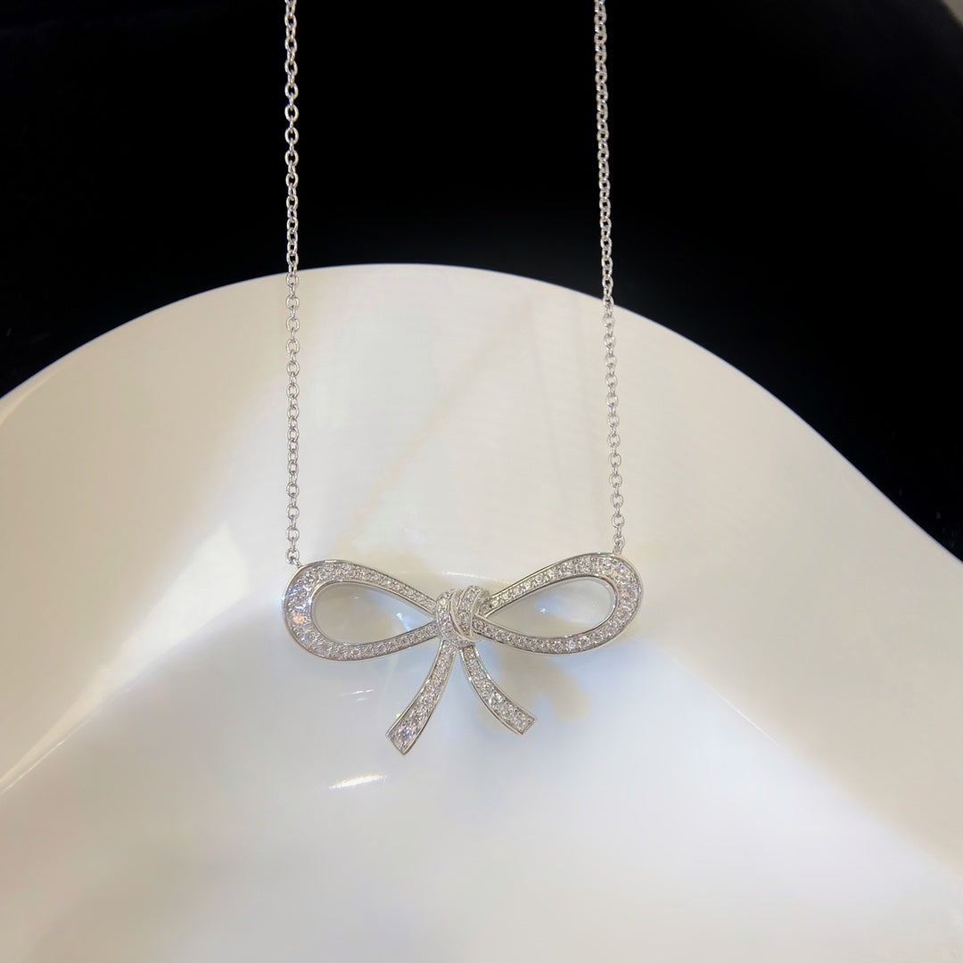 Bow Diamond Necklace