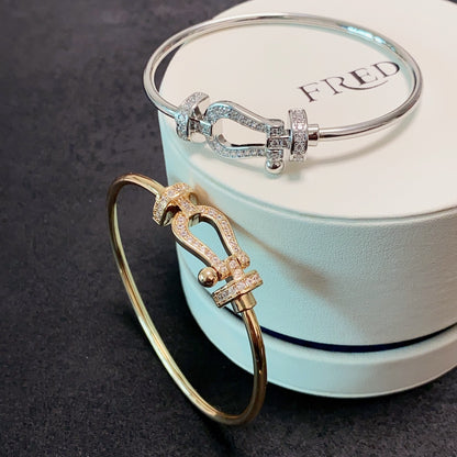 Full diamond horseshoe clasp bracelet