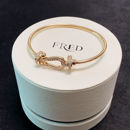 Full diamond horseshoe clasp bracelet