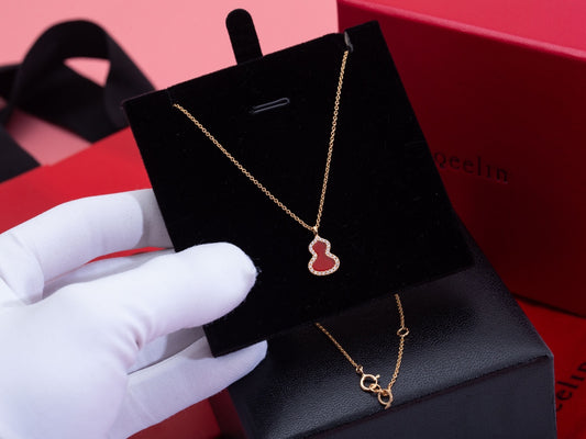 Mini Carnelian Necklace