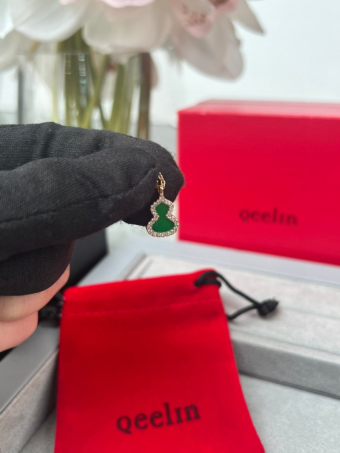Classic Mini Jade Gourd Necklace