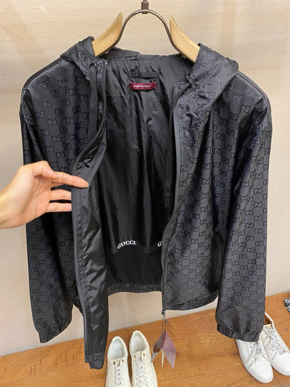 Nylon hooded zipped jacquard jacket