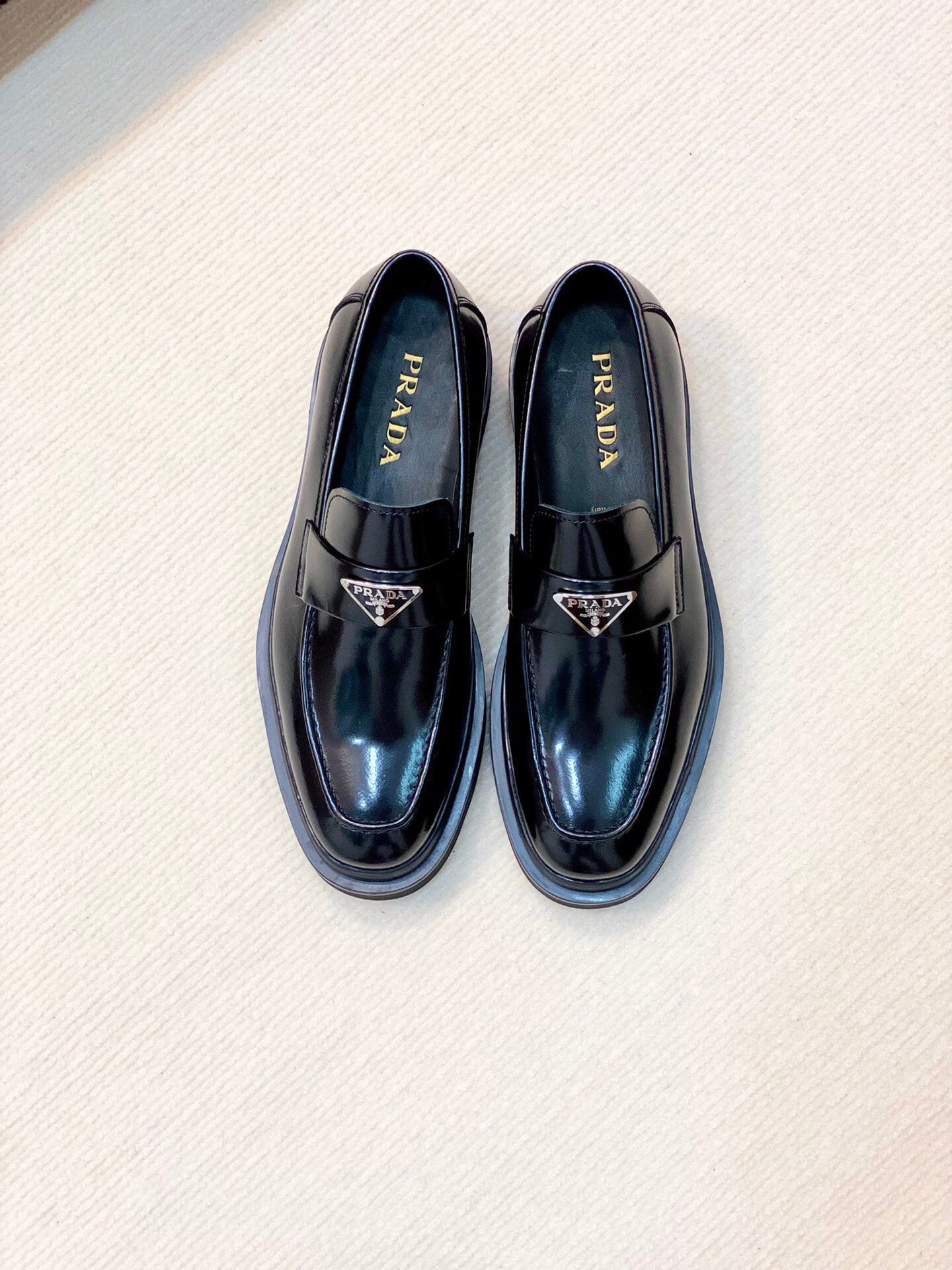 P High-end men's thick-soled derby shoes
