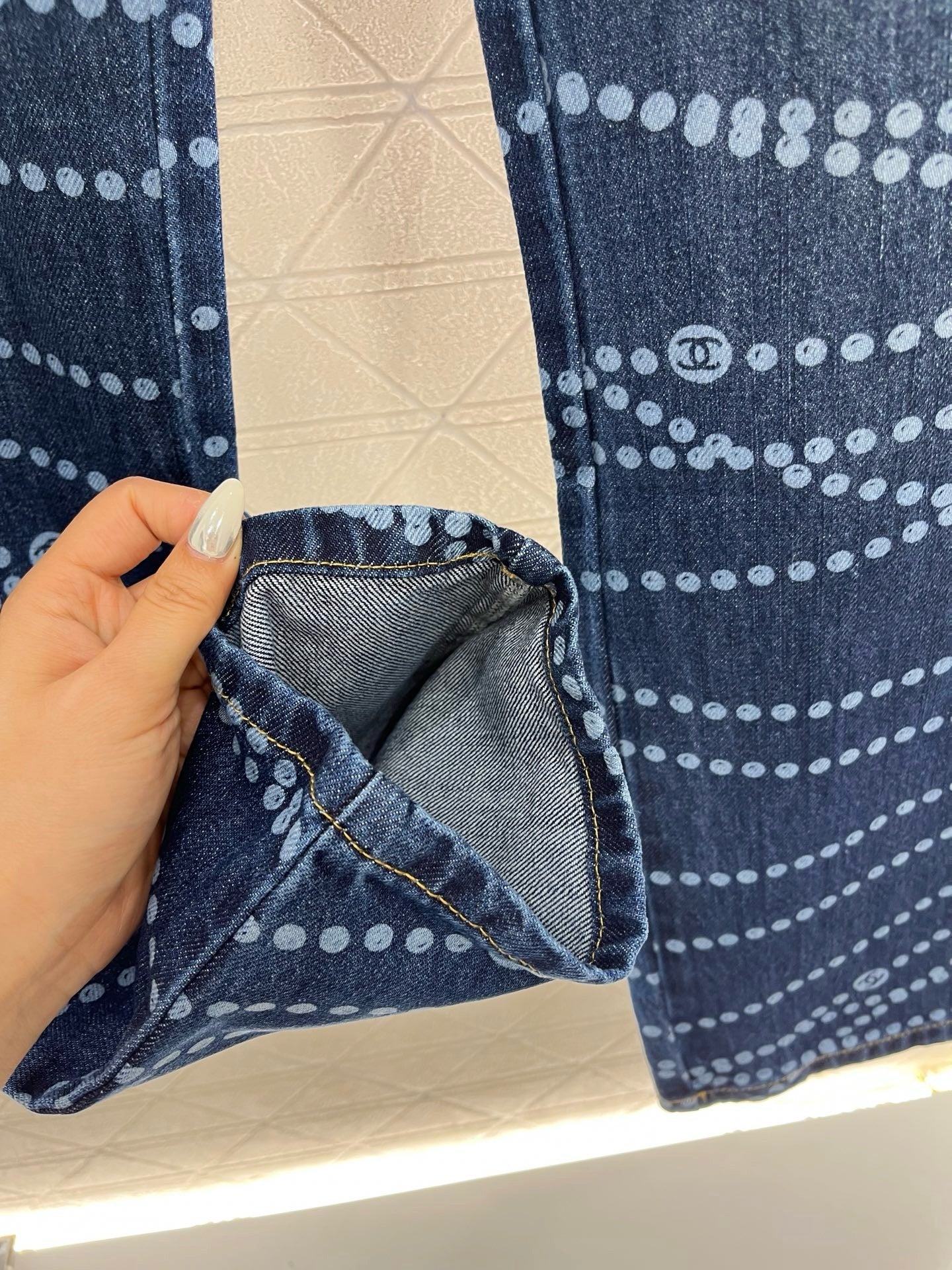 2025SS New Product Laser Pearl Chain Pocket Jeans