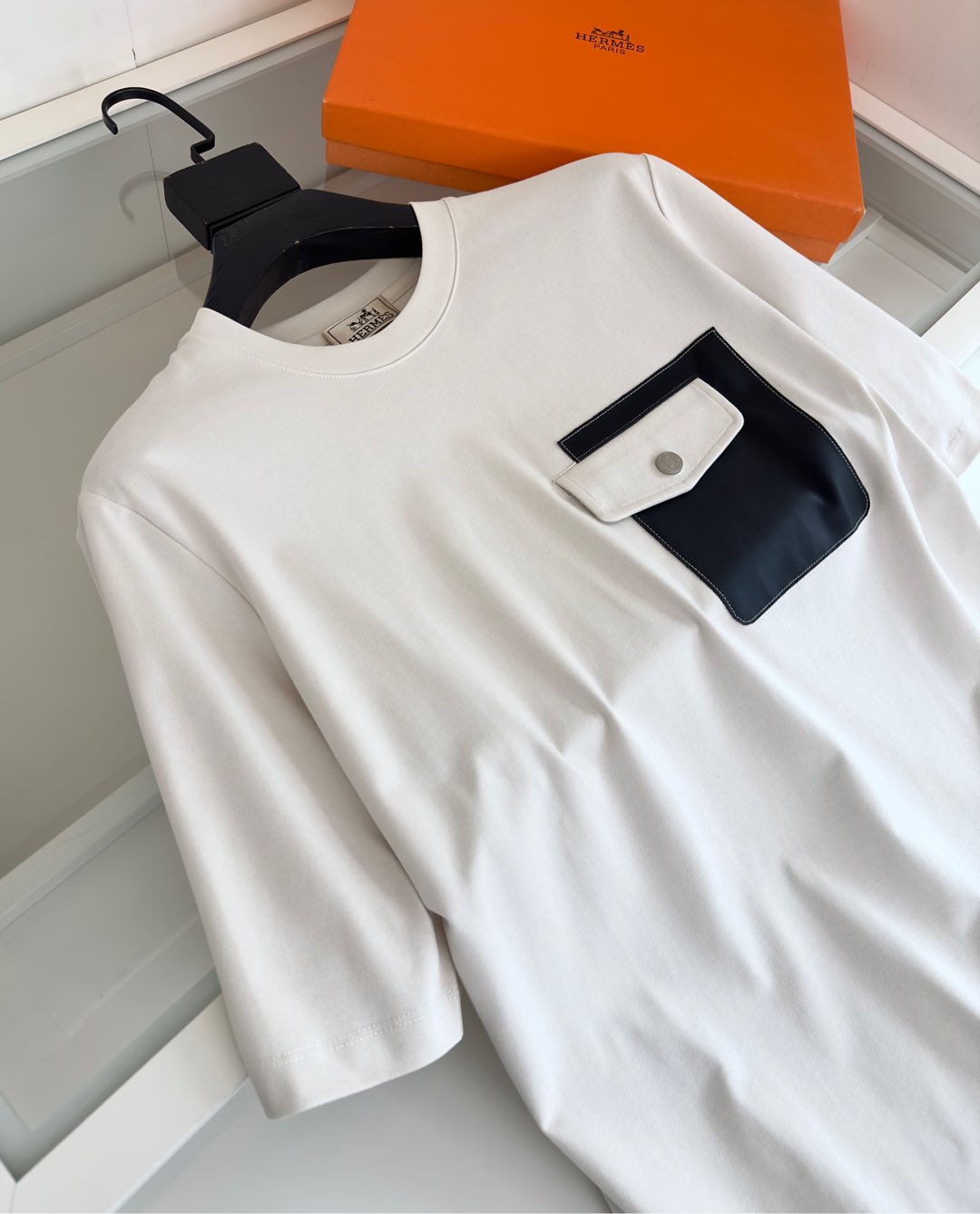 2025 Spring/Summer Slightly Wide Round Neck Short Sleeve T-Shirt