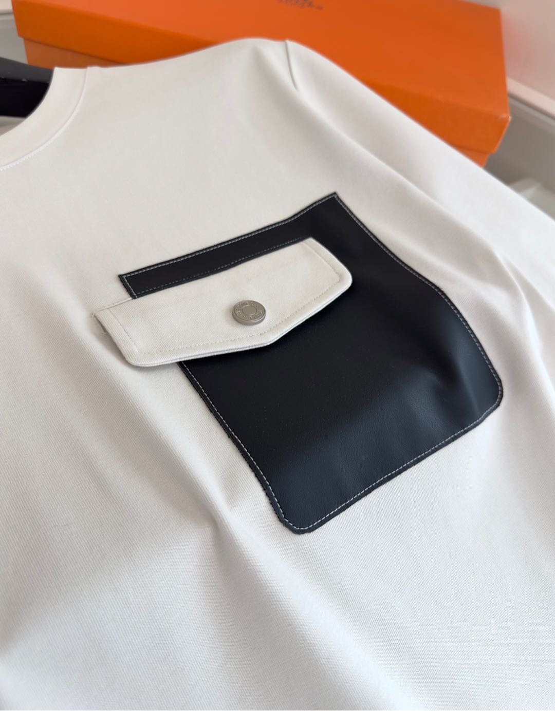 2025 Spring/Summer Slightly Wide Round Neck Short Sleeve T-Shirt